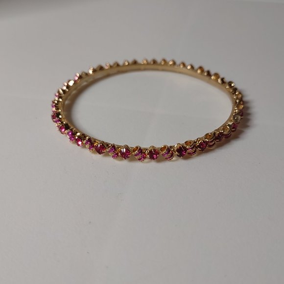 Very Pretty Pink And Gold Tone Bangle - Picture 3 of 12